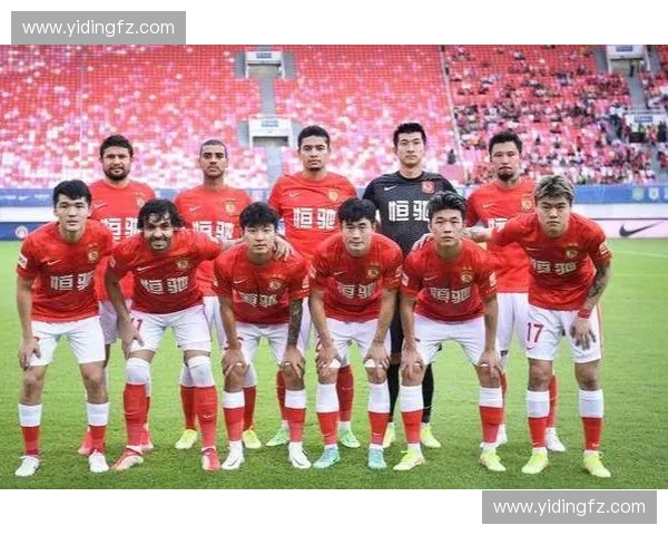 中国中超足球联赛竞争格局演变与俱乐部发展趋势深度研究分析